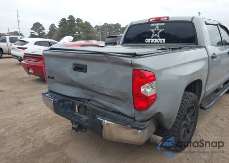 2018 Toyota Tundra Sr5 5.7L V8 z USA, uszkodzony, nr VIN 5TFDW5F13JX758131